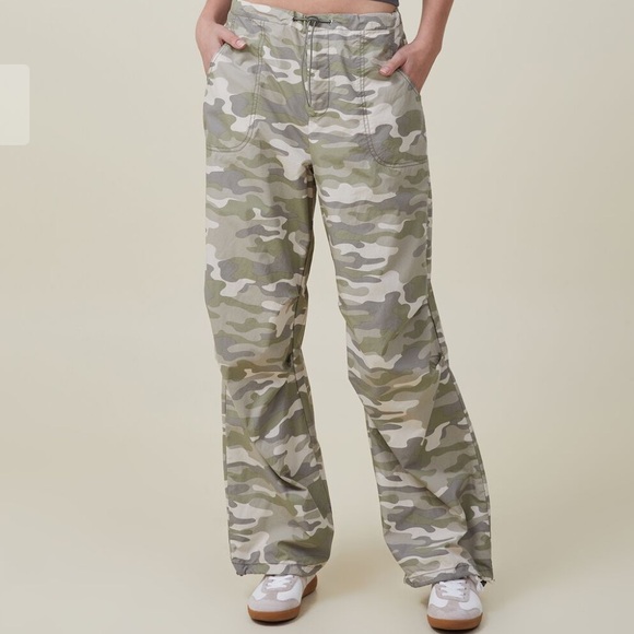 Cotton On Pants - Cotton On Jordan cargo pants camouflage